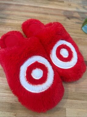 Red Fuzzy Target Circle Slippers